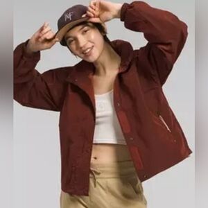 The north face women’s utility wind jacket color brandy brown size small